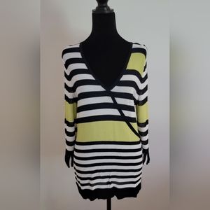 Collette Mordo knit V neck long sweater in vibrant white, yellow & black, sz M